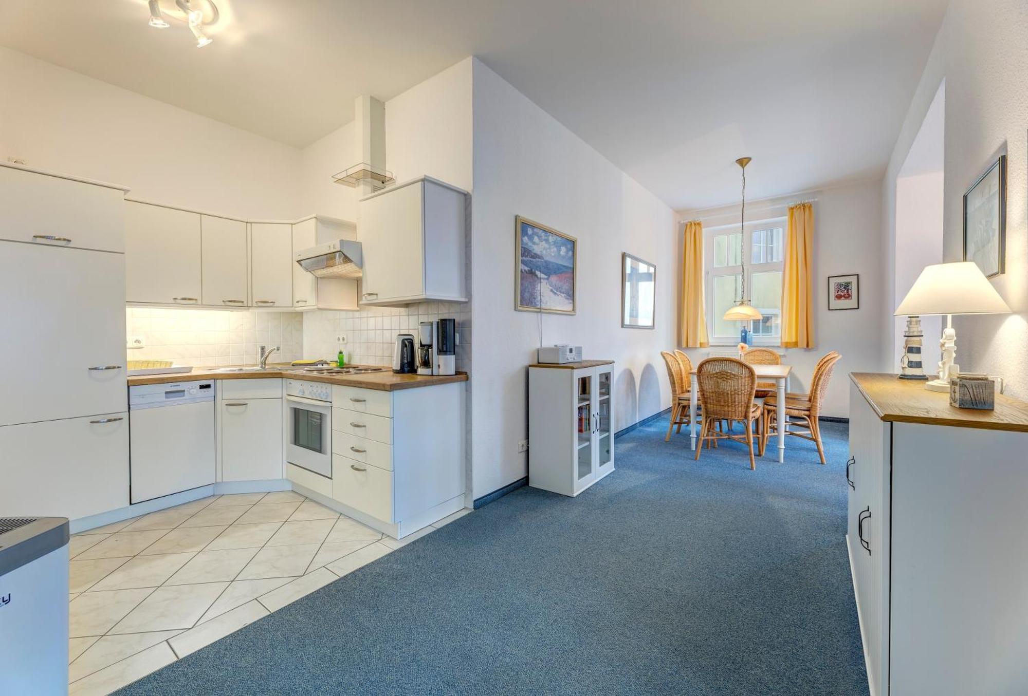Haus Seeblick Hotel Garni & Ferienwohnungen Zinnowitz Luaran gambar