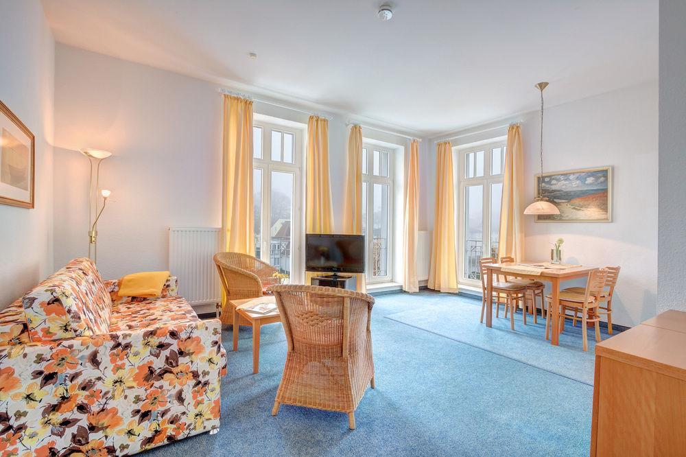 Haus Seeblick Hotel Garni & Ferienwohnungen Zinnowitz Luaran gambar